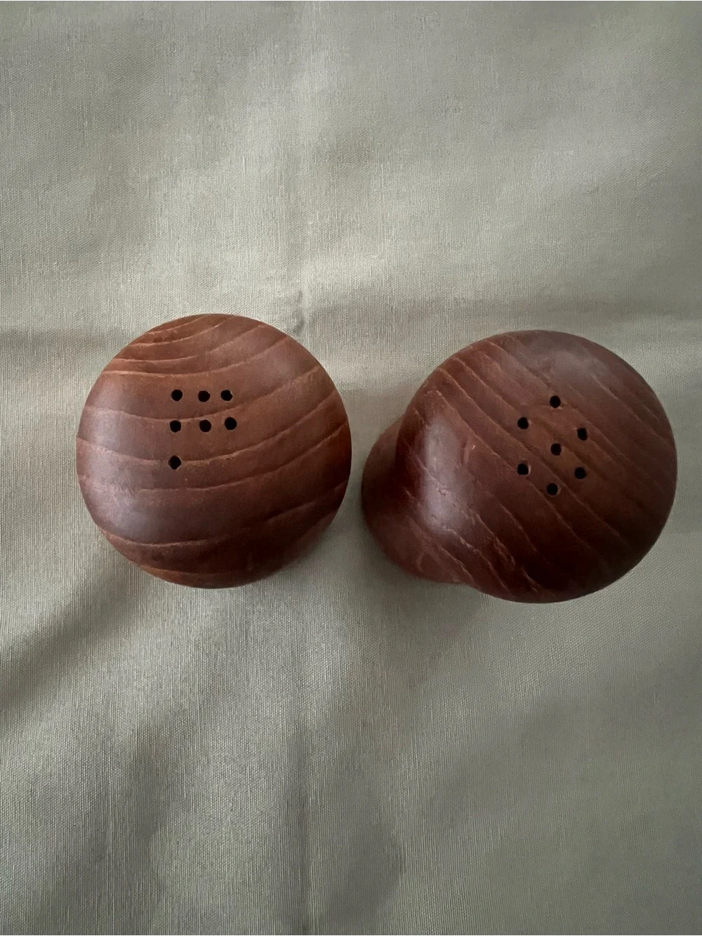 Vintage MCM Wooden Mushroom Salt & Pepper Shaker Set 4” Retro